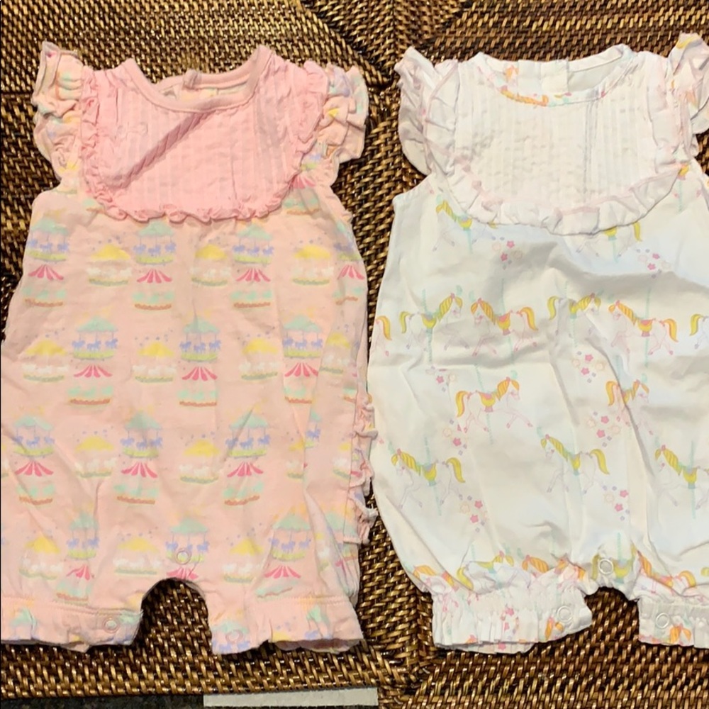 2 newborn outfits